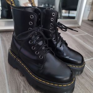 dr martens jadon